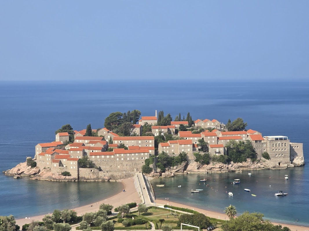 Sveti Stefan (point de vue) – Sveti Stefan, Budva, Monténégro (photo 1)