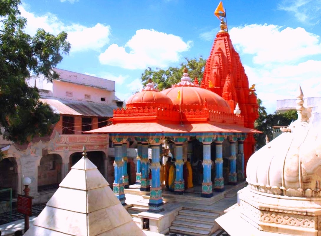 Temple de Brahma – Brahma Temple Rd, Pushkar, Rajasthan 305022, India (photo 1)