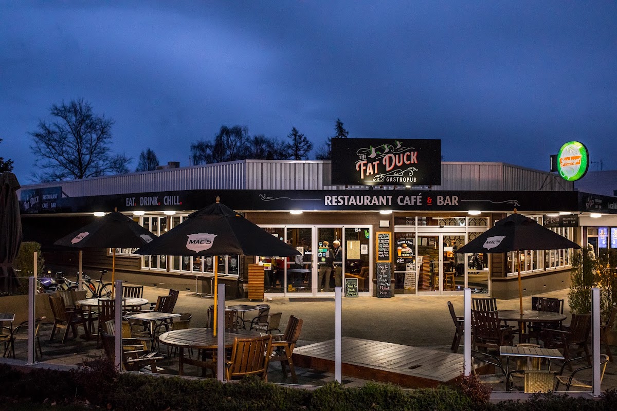 The Fat Duck – 124 Town Centre, Te Anau 9600, Nouvelle-Zélande (photo 1)