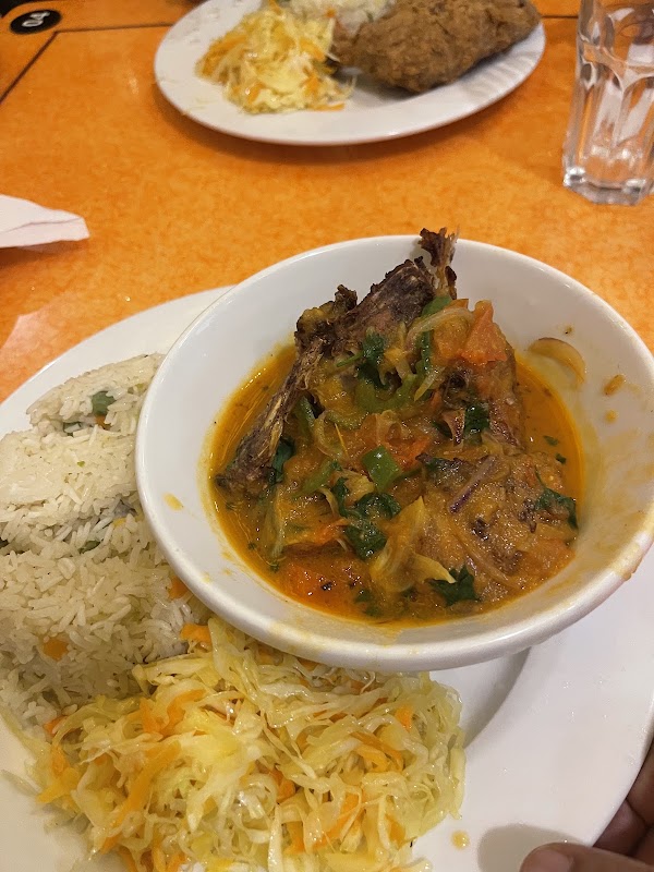 Urban Dining – Kenyatta Ave, Naivasha (photo 2)