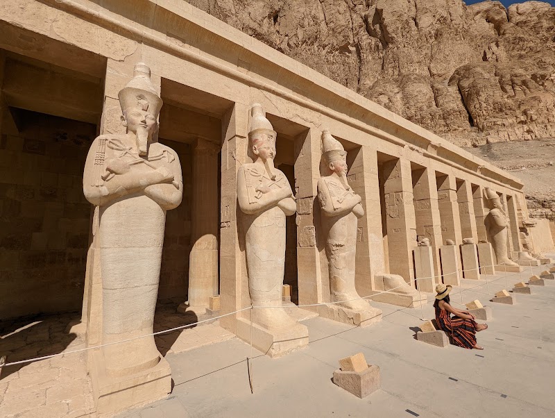 Vallée des Rois, temple d'Hatchepsout et colosses de Memnon – Valley of the Kings, Luxor, Égypte (photo 3)