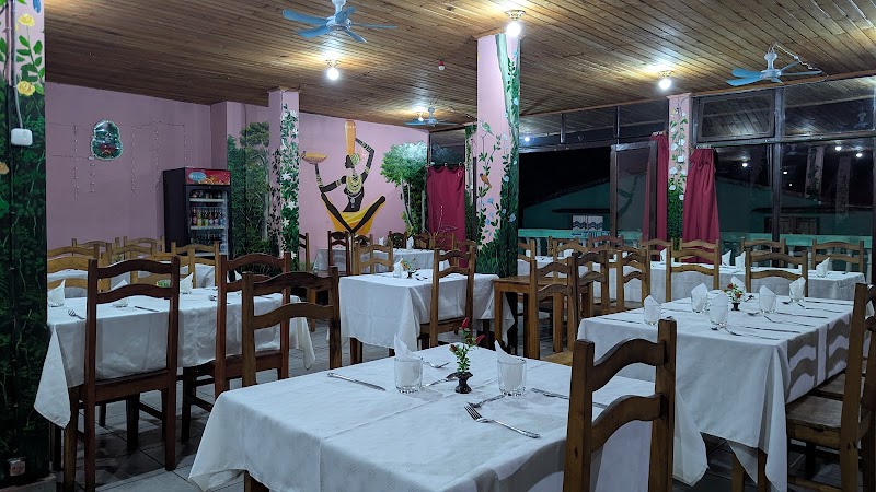 Vane Resto (Andasibe) – Lalan'Andasibe, 514, Madagascar (photo 3)