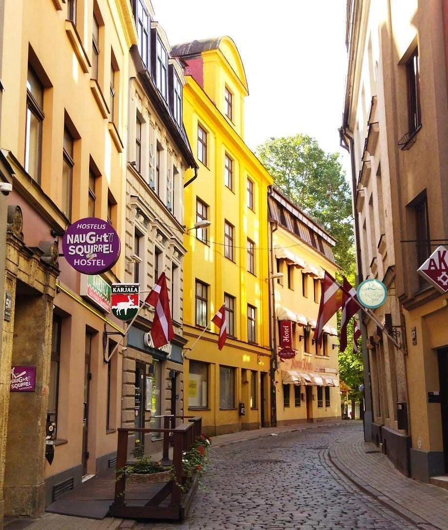 Naughty Squirrel Hostel – Kalēju iela 50, Centra rajons, Rīga, LV-1050, Latvia (photo 1)