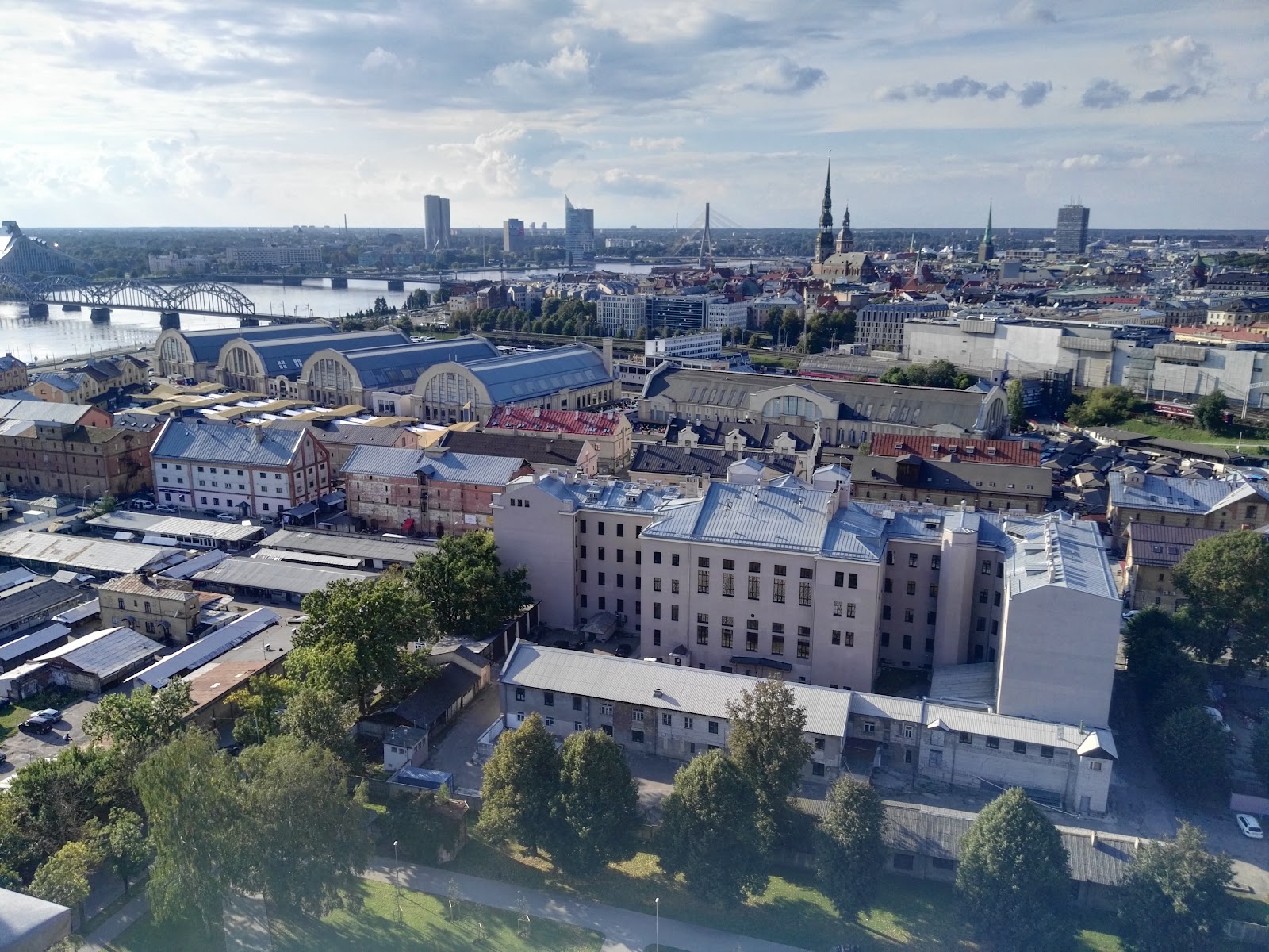 Académie des sciences, terrasse panoramique – Akadēmijas laukums 1, Latgales priekšpilsēta, Rīga, LV-1050, Latvia (photo 2)