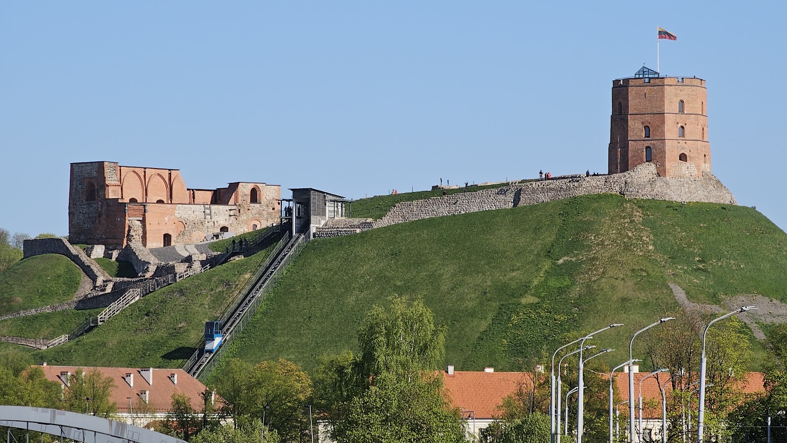 Tour de Gediminas – Arsenalo g. 5, 01143 Vilnius, Lithuania (photo 2)