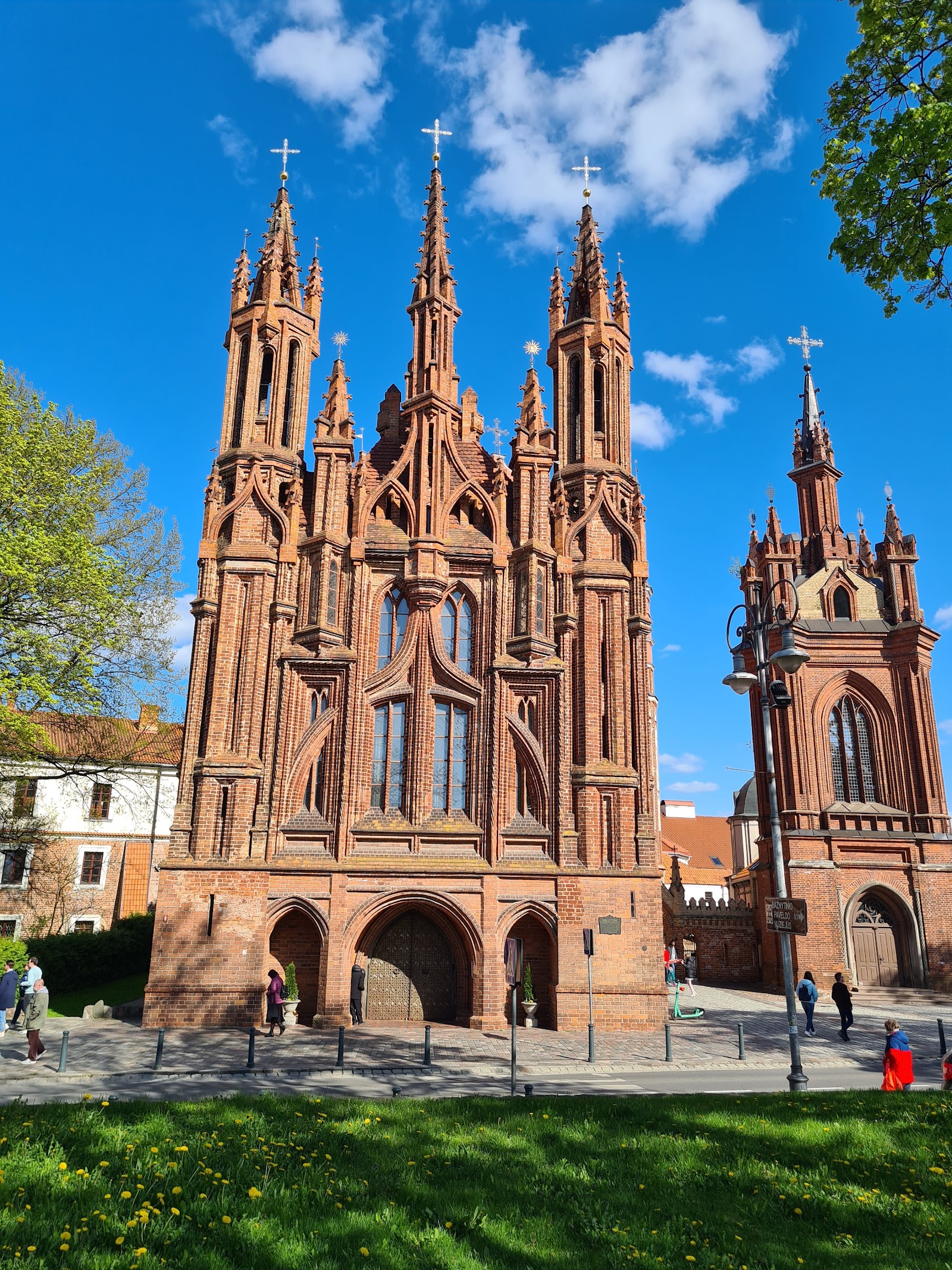 Église Sainte-Anne – Maironio g. 8, 01124 Vilnius, Lithuania (photo 1)