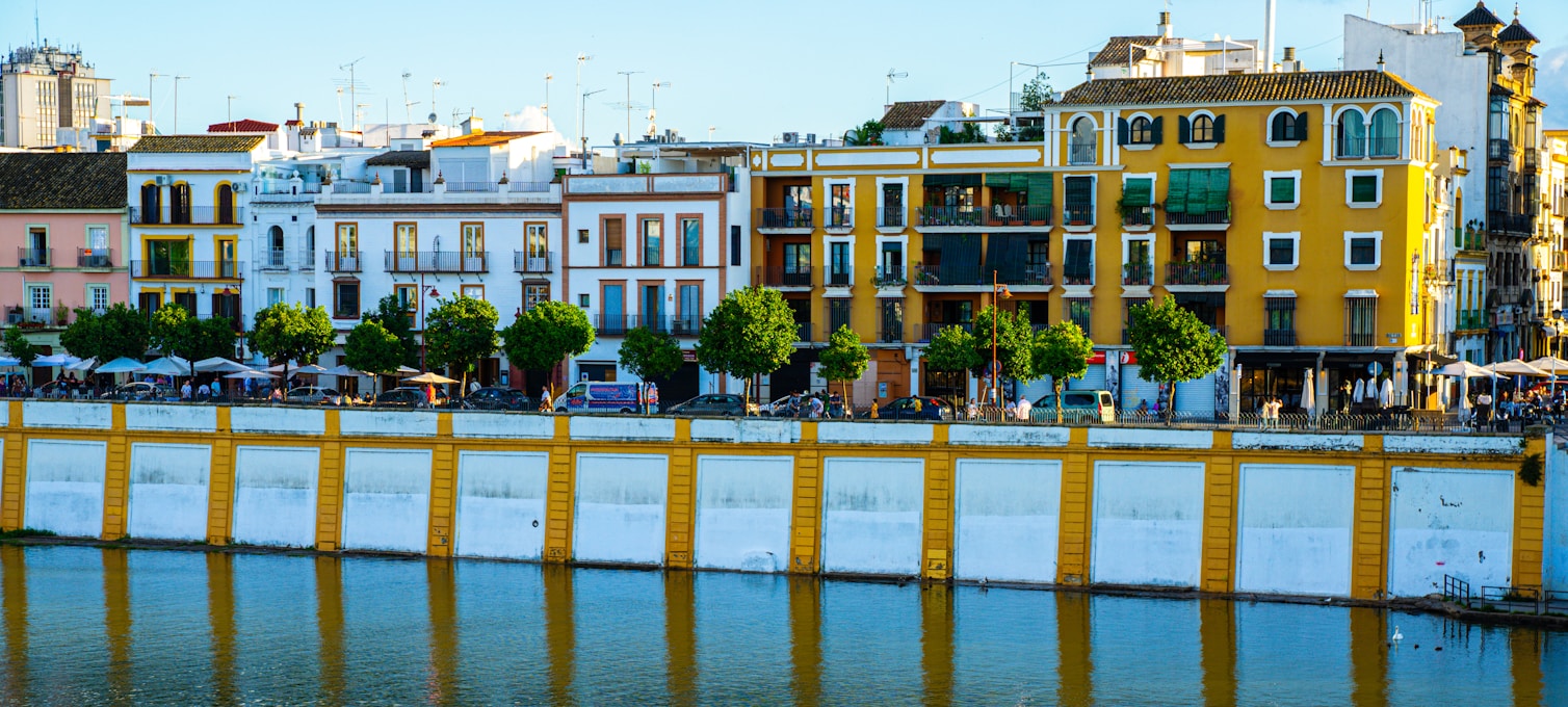 Das Viertel Triana in Sevilla, am anderen Ufer des Guadalquivir