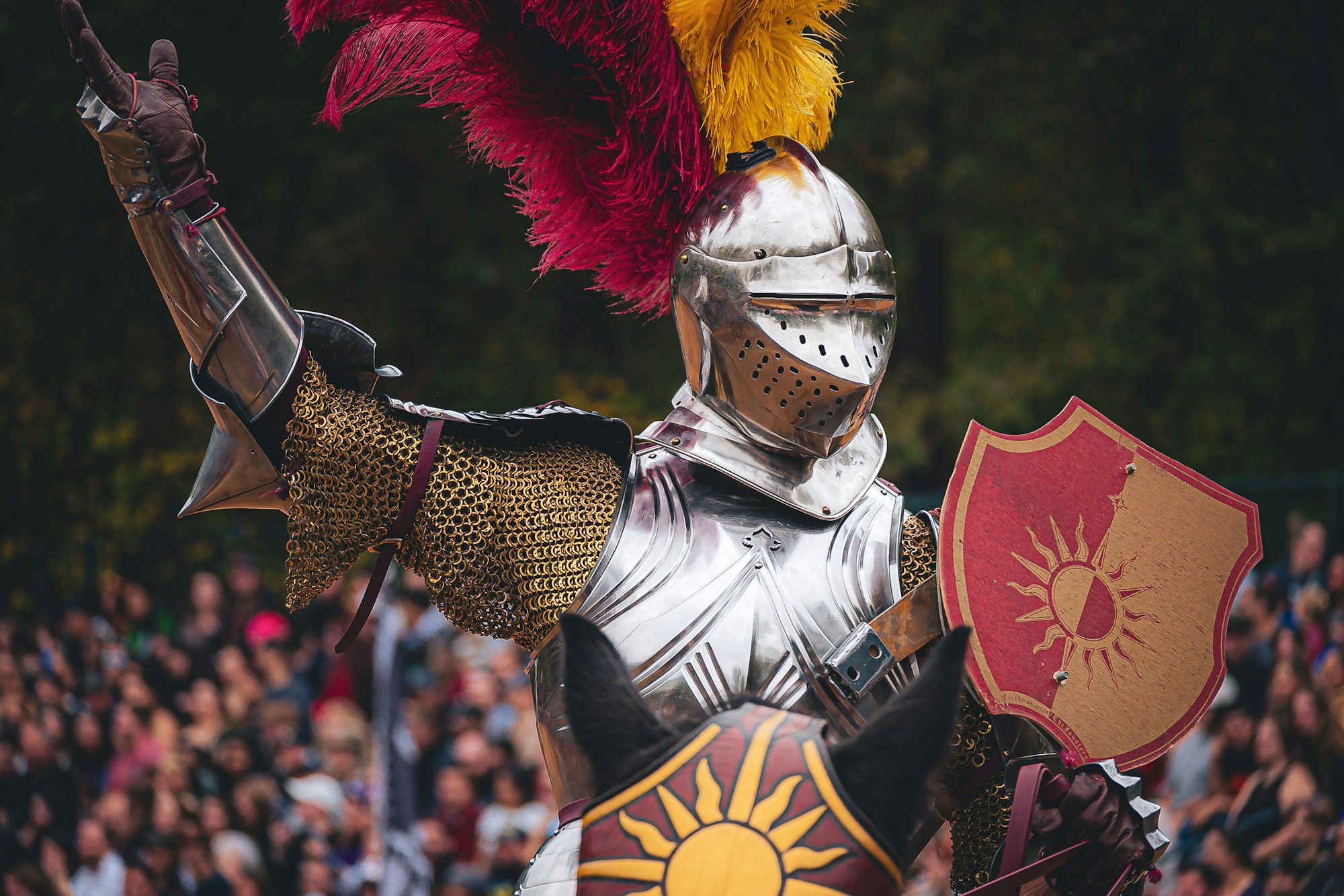 Cavaliers en costume du XVIIIe siècle lors de la Sinjska Alka, tournoi de chevaliers à Sinj