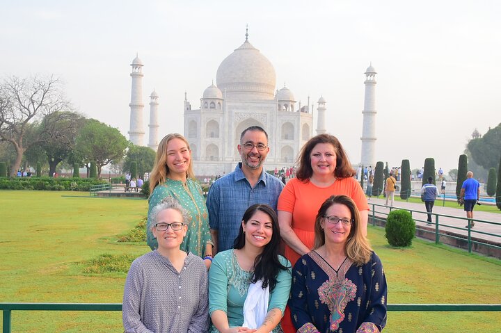 Biglietto d'ingresso Taj Mahal con guida privata orario libero 230650P8