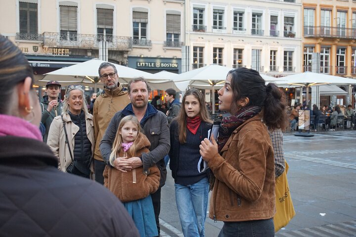 Visita guidata sui pendii della Croix-Rousse, street art e storia delle donne lionesi