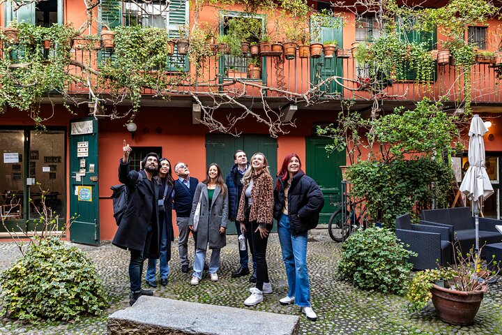 Navigli : visite gastronomique et bars – Naviglio Grande, 20144 Milano MI, Italie (photo 2)