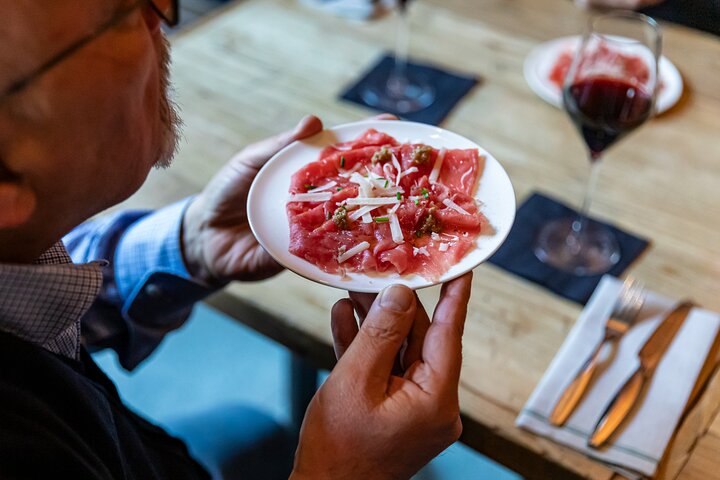 Navigli : visite gastronomique et bars – Naviglio Grande, 20144 Milano MI, Italie (photo 3)