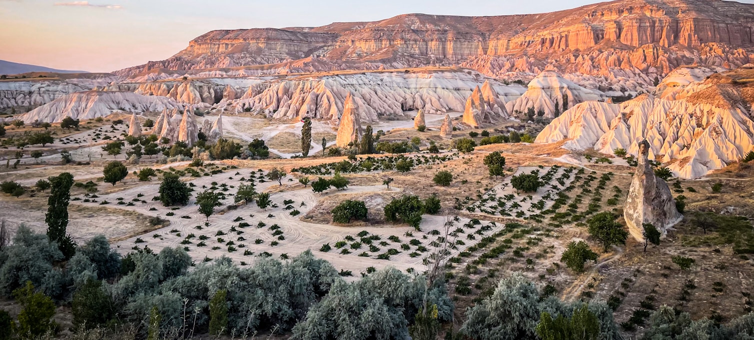 Cheminées de fées et vallées de Cappadoce, entre zone du Red Tour et du Green Tour