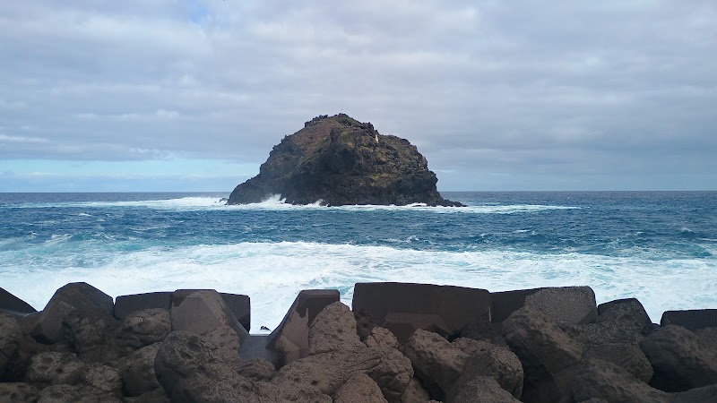 Aparcamiento Garachico – C. Esteban de Ponte 37A, 38450 Garachico, Santa Cruz de Tenerife, Espagne (photo 2)