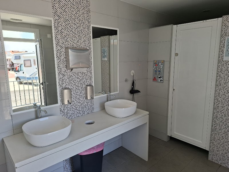 ASA Peniche - Motorhome Park – R. da Liberdade 12, 2520-322 Peniche, Portugal (photo 3)