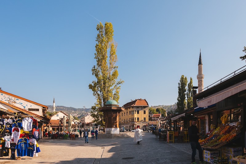 Baščaršija et la fontaine Sebilj – Baščaršija 1, Sarajevo 71000, Bosnie-Herzégovine (photo 2)