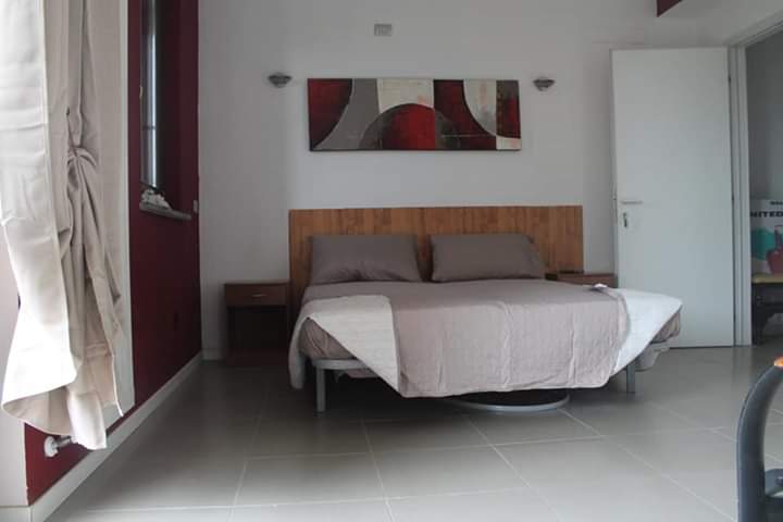 B&B GRANDSON – Via Falcone e Borsellino 16, Cardano al Campo, Italie (photo 2)