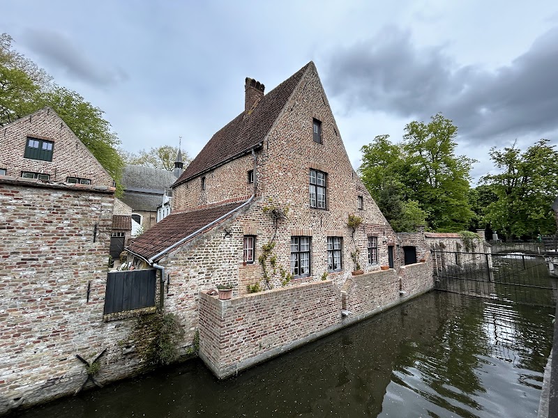 Béguinage de Bruges – Begijnhof 30, 8000 Brugge, Belgique (photo 2)