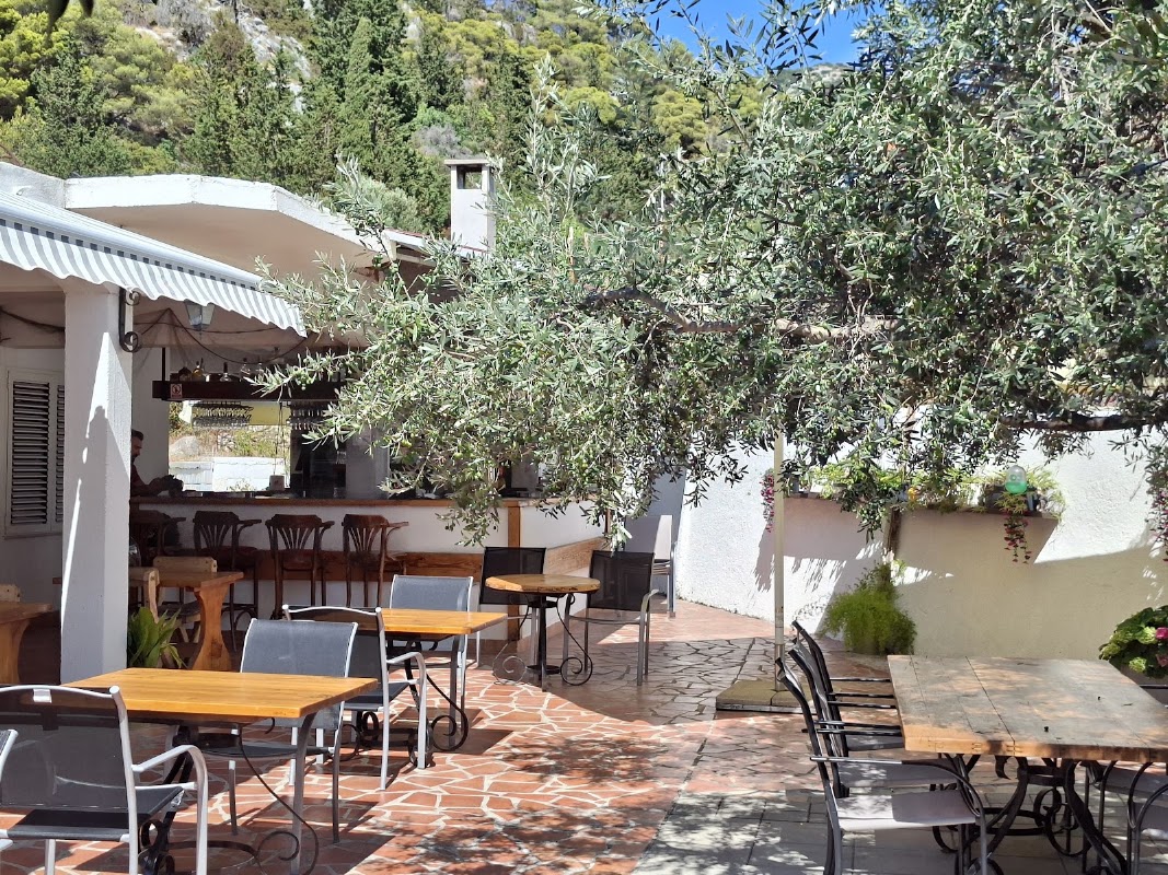 Bistro Ero – Ive Miličića 13, 21450 Hvar, Croatie (photo 1)