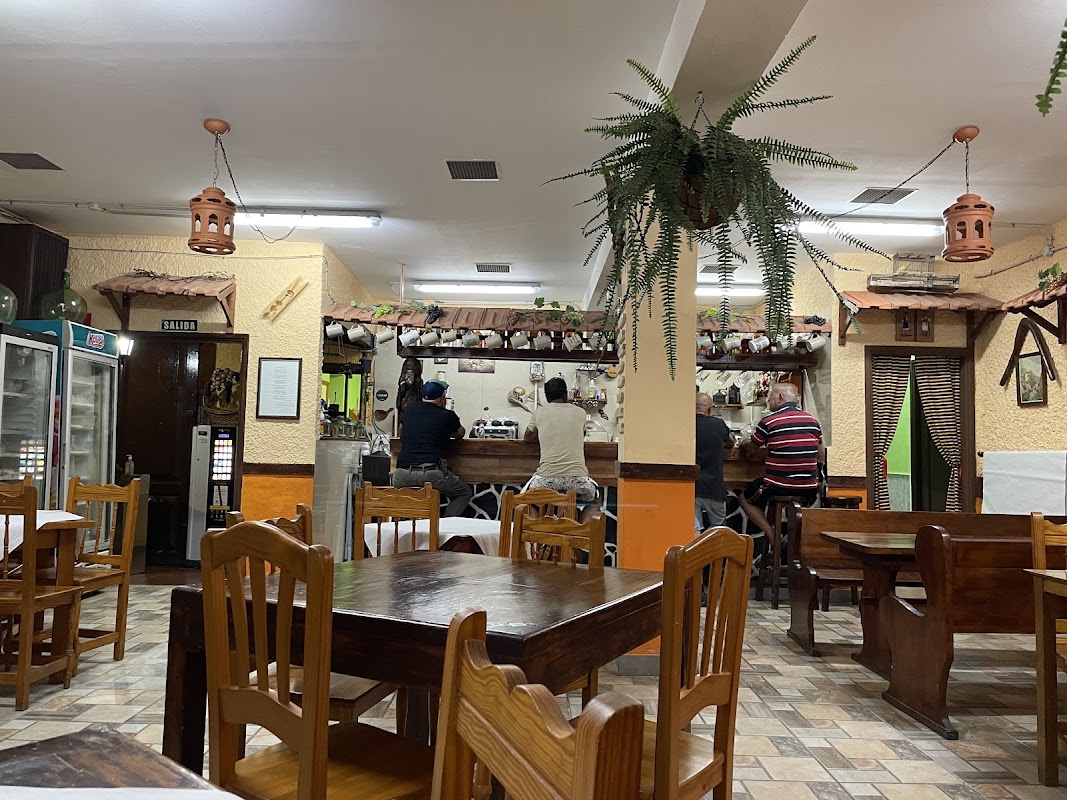 Bodegón Puerto Cruz – Calle del Dr. Ingram 7A, 38400 Puerto de la Cruz (photo 1)