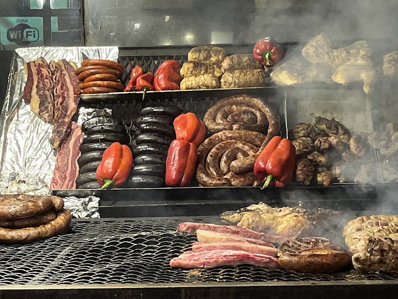 Cabaña Verónica – Mercado del Puerto local 038, Piedras, 11000 Montevideo (photo 3)