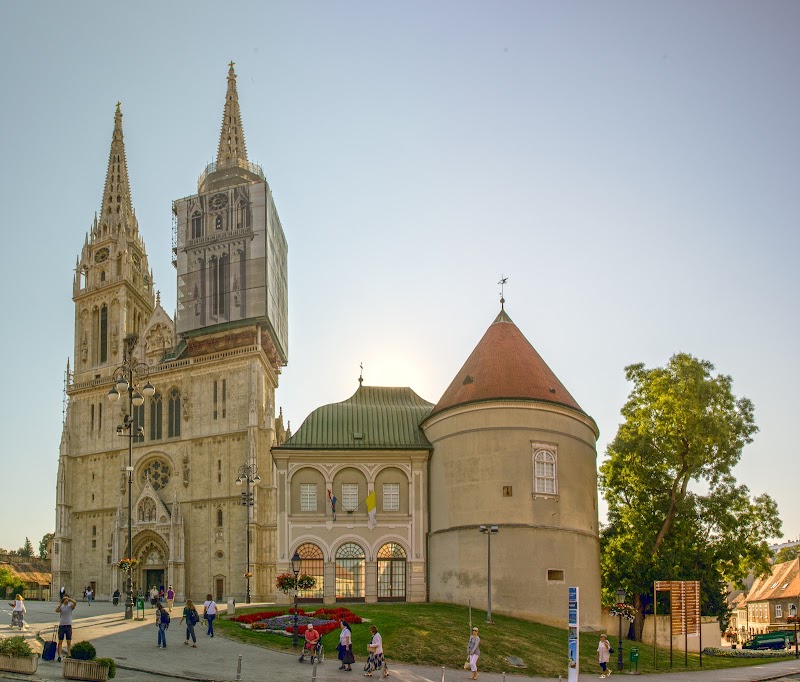 Cathédrale de Zagreb – Kaptol 31, 10000, Zagreb, Croatie (photo 2)