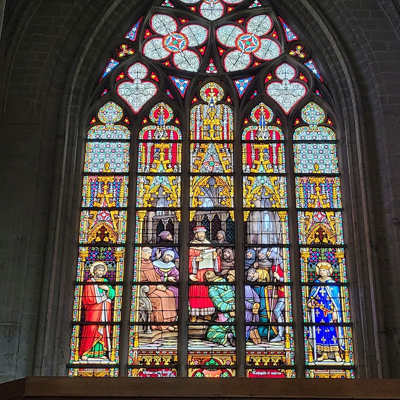 Cathédrale Saints-Michel-et-Gudule – Esp. de la Sainte-Gudule, 1000 Bruxelles, Belgique (photo 2)