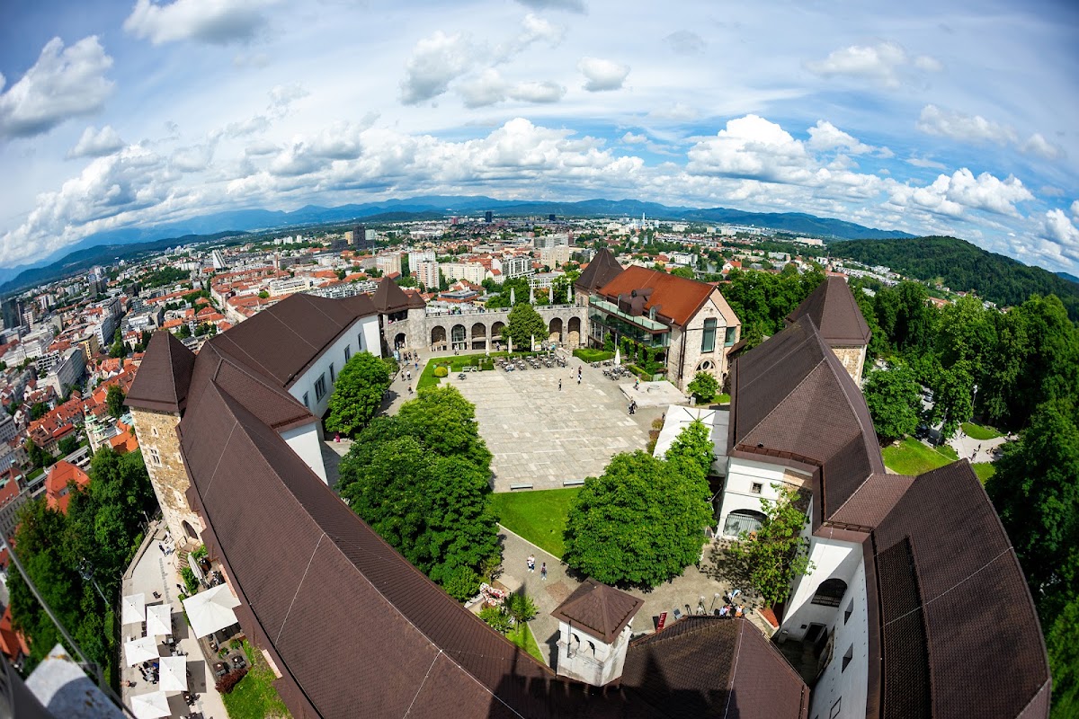 Château de Ljubljana – Grajska planota 1, 1000 Ljubljana, Slovénie (photo 1)
