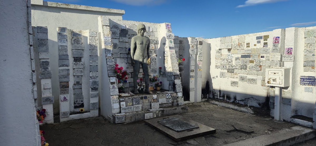 Cimetière municipal de Punta Arenas – Av. Pdte. Manuel Bulnes 29, Punta Arenas, Magallanes, Chili (photo 1)