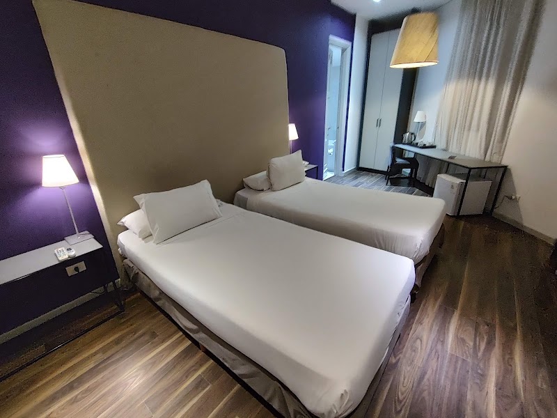 Esplendor by Wyndham Montevideo Cervantes – Soriano 868, 11100 Montevideo (photo 2)