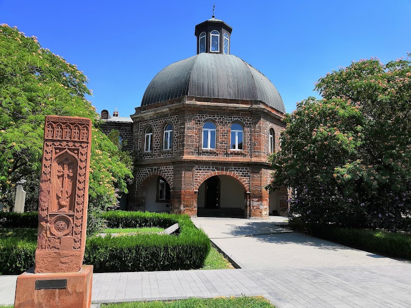 Etchmiadzine, la cathédrale mère des Arméniens – 1 Araratyan Street, Vagharshapat 1101, Arménie (photo 2)