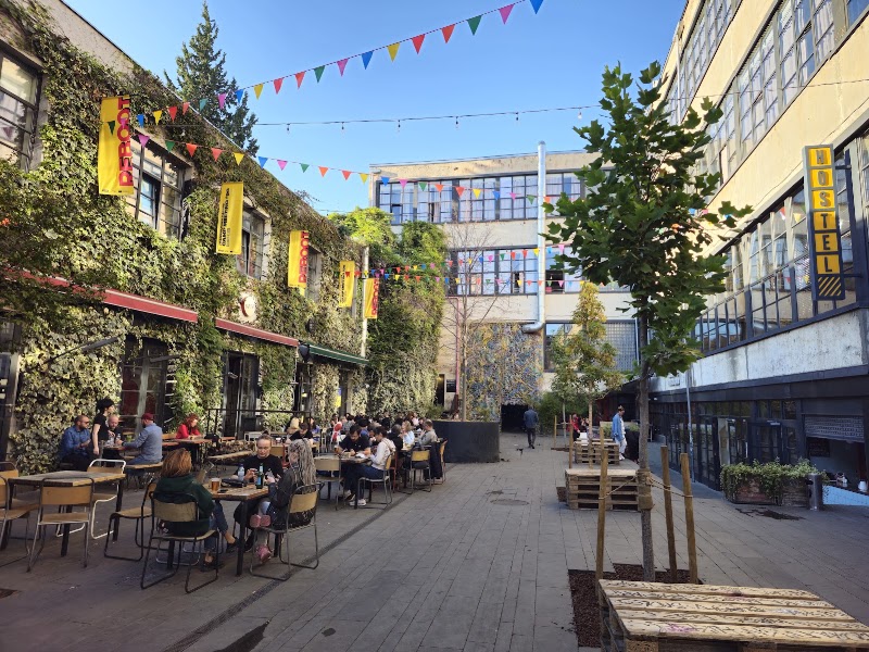 Fabrika Tbilisi – 8 Egnate Ninoshvili St, Tbilissi, Géorgie (photo 3)