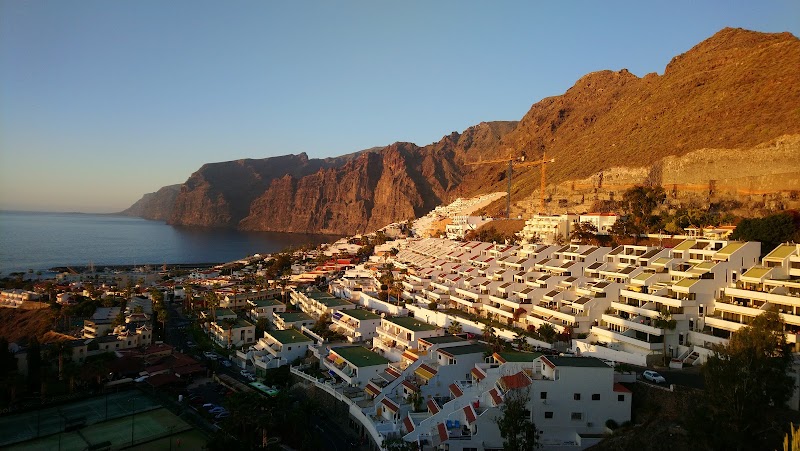 Falaises de Los Gigantes – Acantilados de Los Gigantes, Santiago del Teide, Tenerife, Espagne (photo 3)