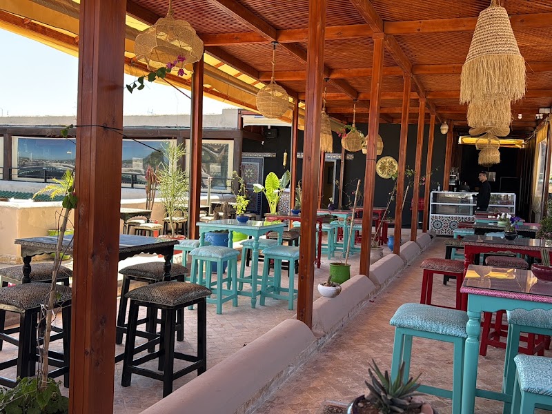 Fez Medina Rooftop Restaurant & Lounge ( ELEVATOR) – 327G+G72 Foundouq El Jadid Al Qatanin, Rue, Fès 30110, Maroc (photo 3)