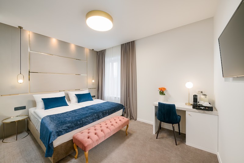 Flos Luxury Rooms – 2 Ul. kneza Višeslava, 21000 Split, Croatie (photo 2)