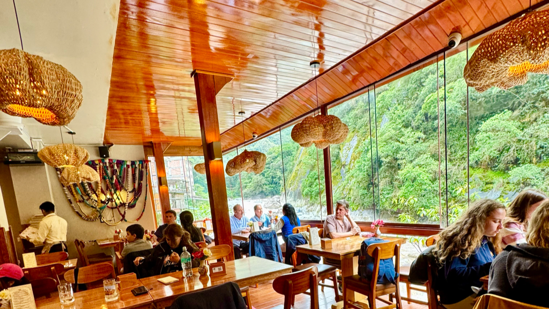 Full House Machupicchu Restaurant – Imperio de los Incas 620, Aguas Calientes 08681 (photo 1)