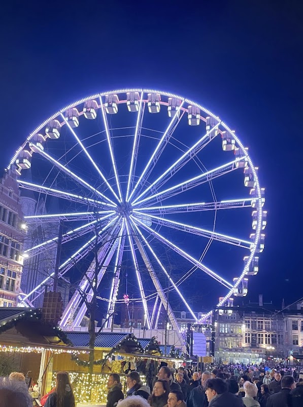 Gentse Winterfeesten – Sint-Baafsplein, 9000 Gent, Belgique (photo 1)