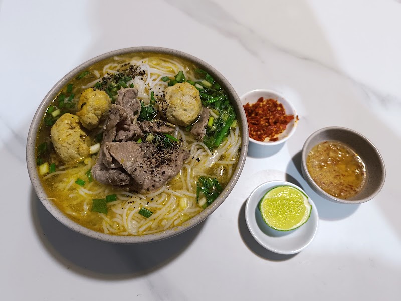 Hue Specialty Food, chez Madam Nga – 34 Kiệt 42 Nguyễn Công Trứ, Thuận Hóa, Huế, Vietnam (photo 2)