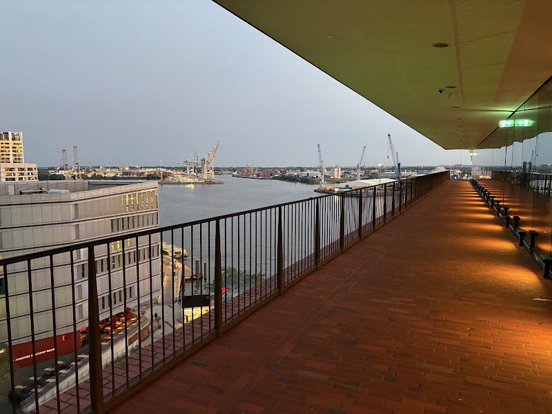 La Plaza de l'Elbphilharmonie – Platz der Deutschen Einheit 2, 20457 Hamburg, Allemagne (photo 3)
