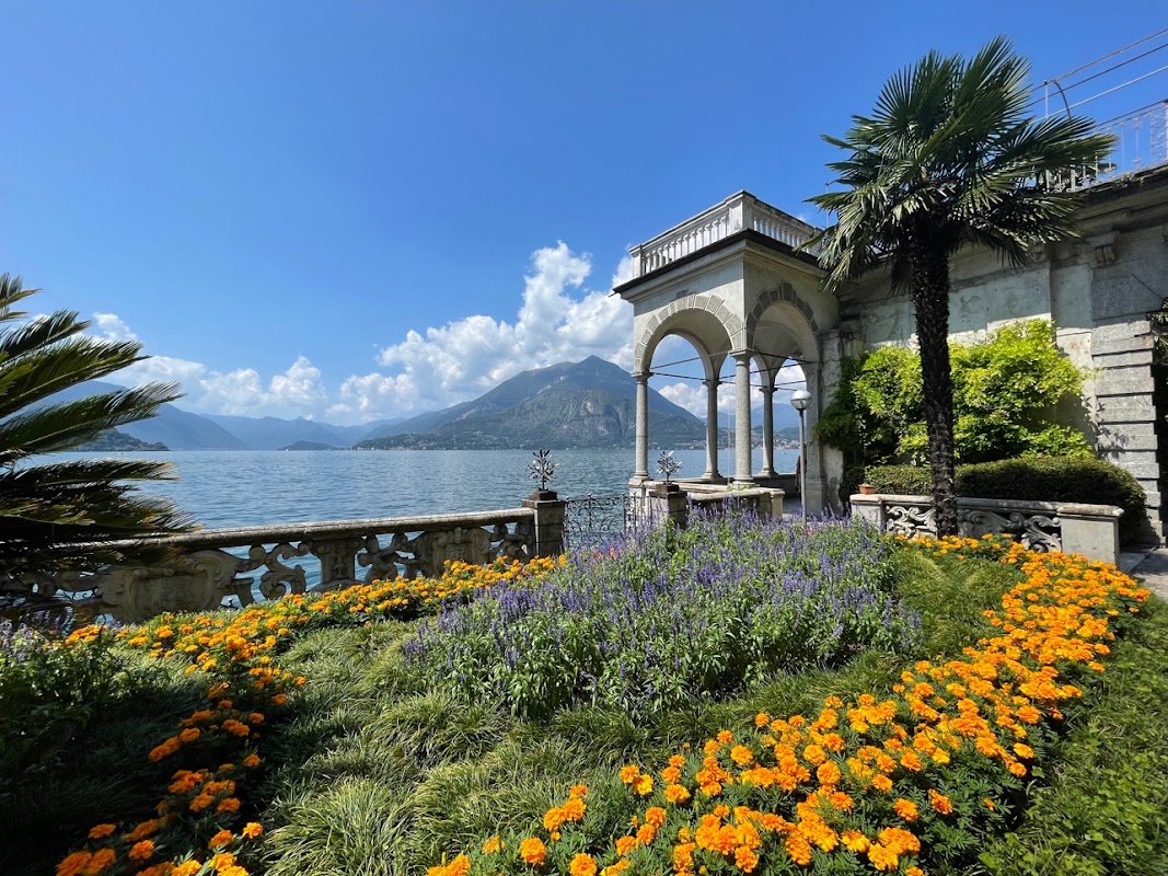 Lac de Côme : Varenna, Villa Monastero et le Castello di Vezio – Villa Monastero, Viale Giovanni Polvani 4, 23829 Varenna LC, Italie (photo 1)