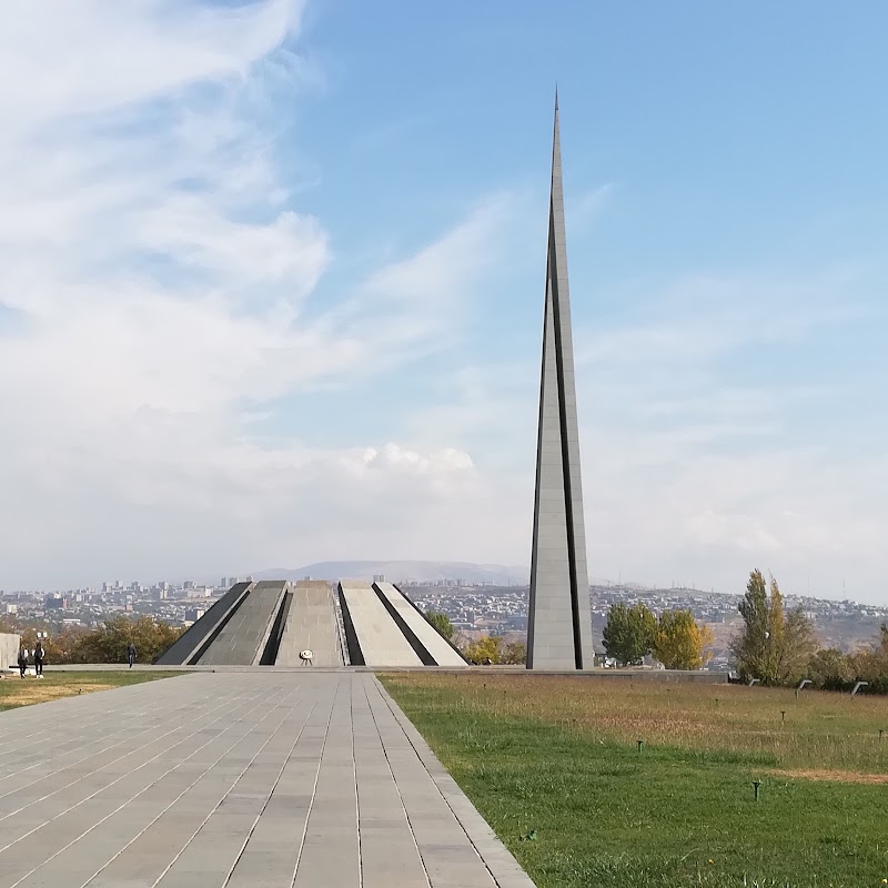 Le mémorial de Tsitsernakaberd – 8 Tsitsernakaberd Hwy, Yerevan 0028, Arménie (photo 1)