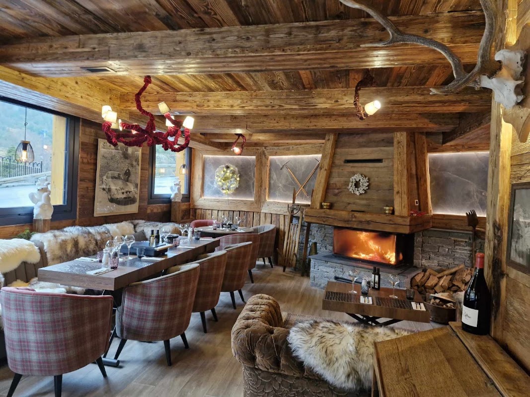 Les Tables de l'Ours – Ctra. de Sant Pere, 4, AD100 El Tarter, Andorre (photo 1)