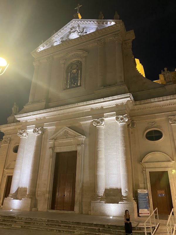 Locorotondo, le bourg circulaire – Piazza Fra Giuseppe Andrea Rodio, 1, 70010 Locorotondo BA, Italie (photo 3)