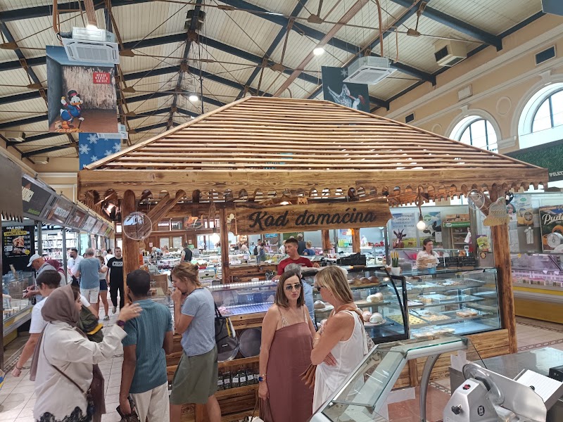 Marché Markale – Ferhadija 7, Sarajevo 71000 (photo 2)