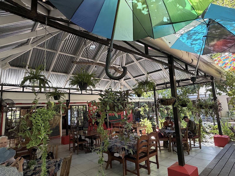 Marc's Eatery – Sir Seretse Khama Rd, Maun, Botswana (photo 3)