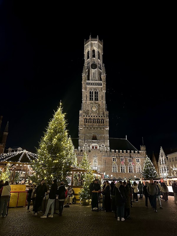 Markt et marché de Noël de Bruges – Markt, 8000 Brugge, Belgique (photo 1)
