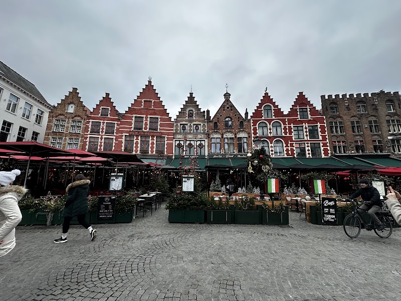 Markt et marché de Noël de Bruges – Markt, 8000 Brugge, Belgique (photo 2)