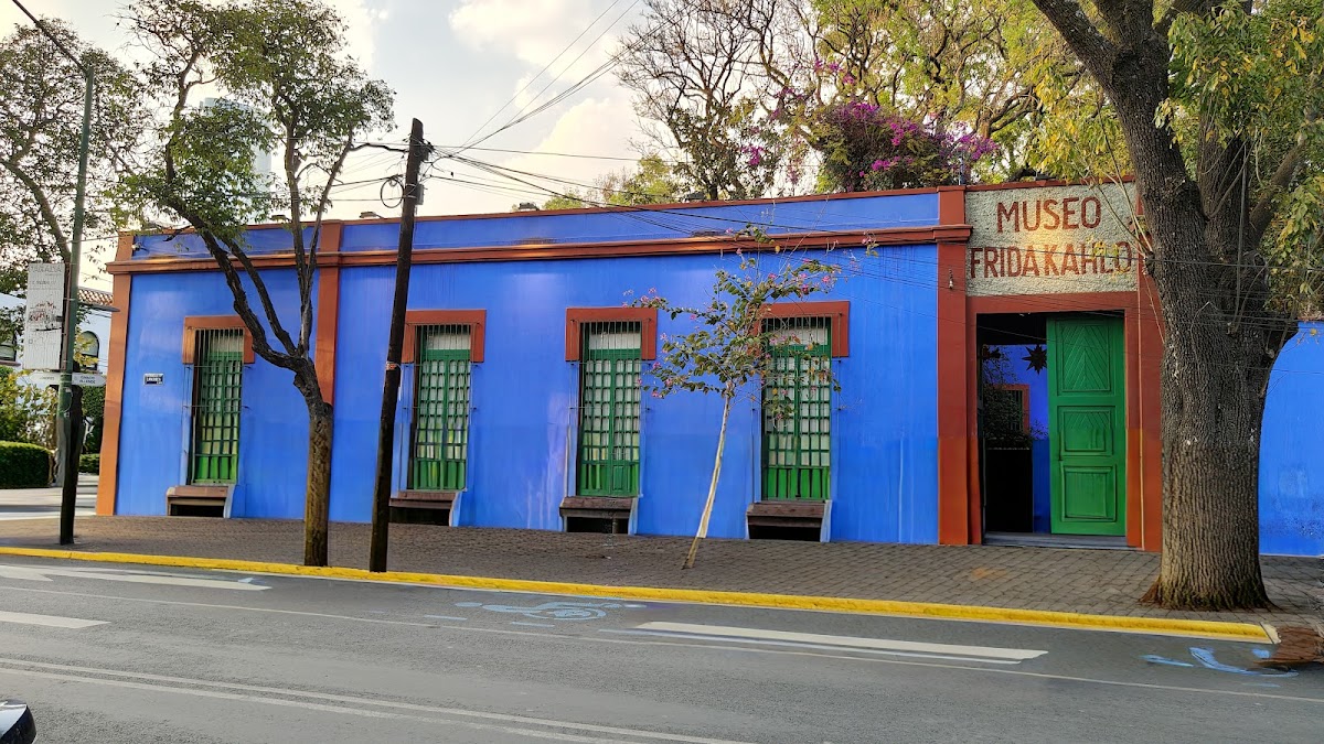 Musée Frida Kahlo, la Casa Azul – Londres 247, Del Carmen, Coyoacán, 04100 Ciudad de México, CDMX, Mexique (photo 1)