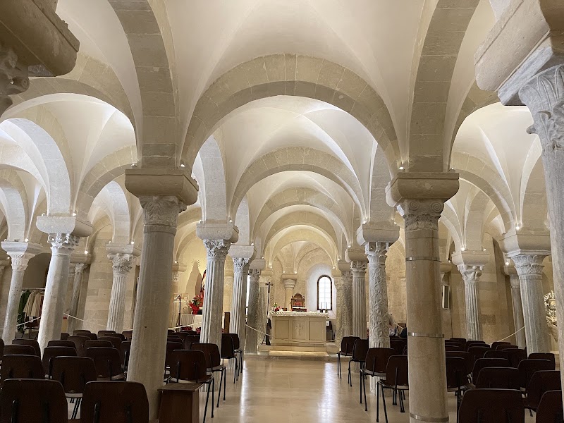 Otrante et sa mosaïque médiévale – Piazza Basilica, 73028 Otranto LE, Italie (photo 2)