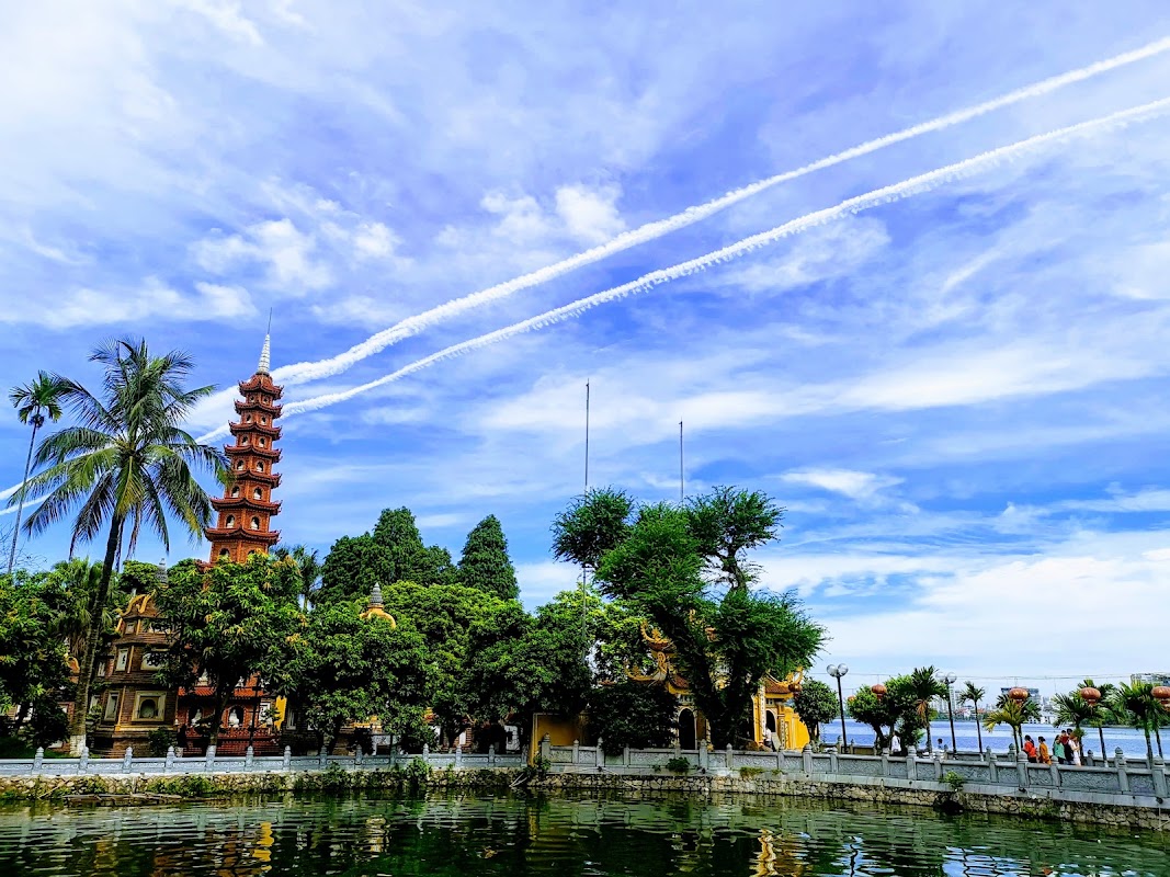 Pagode Trấn Quốc et lac de l'Ouest – Thanh Niên, Tây Hồ, Hà Nội (photo 1)